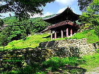 창녕 관룡산, 화왕산의 억..