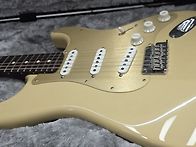 펜더 Fender 아..