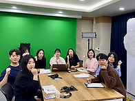 모두가 함께 여는..