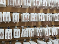 줄난 패션 귀걸이..