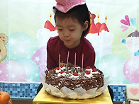 초록 전소은 생일입니다...