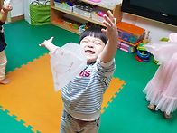 "후~후~" 비닐이 ..