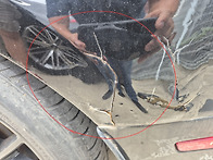 퍼티들뜸 부식차량..