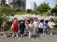 친구와 봄 소풍을 즐겨요*..