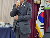 수요 인사.