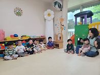 4월 22일 - 뮤직컴 ＜비닐..