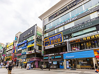 서현역의 수많은 간판(20..