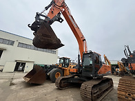 DX300 / 2020..