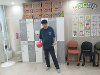 0523 특수체육(공주고받기..