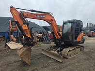 중고02굴삭기 두산 DX55..