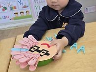 빨래집게로 가족 ..