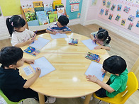 미술)에바알머슨&..