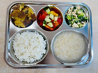 8월7일 금요일 식단입니다