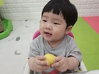 계란판에 넣었다 빼요~~&..