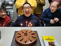 밝은 미소를 가진 병철이의..