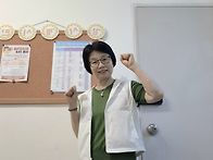 뙤약볕을 받으며