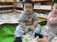 (감각탐색)꽃잎 날려보아요..