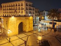 튀니지의 수도 튀니스입니..