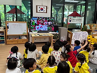 대~한~민~국! &..