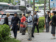 여기, 할매 없다_02_20..
