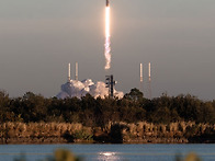 스페이스X, 케이프 커내버..