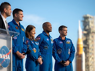 생중계: 아르테미스 2 우..