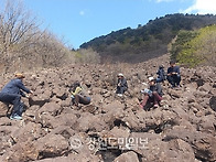 “오름이야? 산이야? 아,..