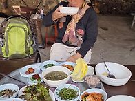 조계산 두 여자~얼레지에 ..