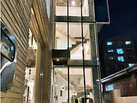 역세권 3분 통유리 건물 ..