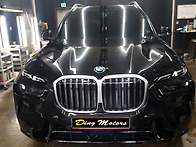 BMW X7 뒷도어 판금도색