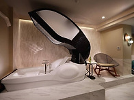 "누가 나 좀 씻겨..