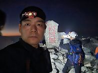 사람에 치이고 풍경에 취했네요