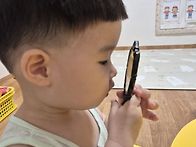 뮤지컬관람시 불이 꺼지면..