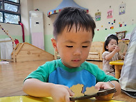 8월4주 새싹반 놀이이야기..
