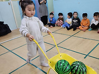 체육선생님과 수박..