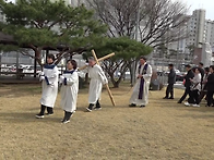 사순시기 십자가의 길(신부..