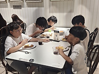 26년 영화관람, 애슐리퀸즈