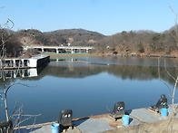 첫 출발한 날의 추위는 강..