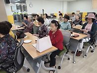 2025년4월29일. (윤정아:..