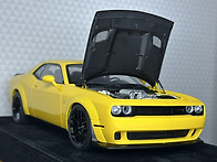 Dodge Challenger SRT
