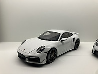 “992”