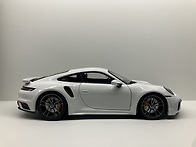 “992”