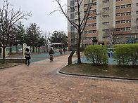 자전거와 정글짐(4/16)