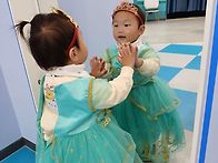 안데르센 동화마을 견학을..