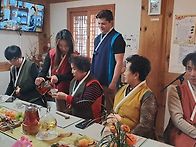 의경 한국방문~~