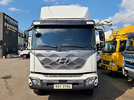 2023년 현대 파비스 8...