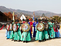 고궁의 파수꾼