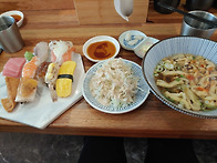 점심특선 초밥 셋트 만천원