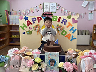 동현이의 생일을 축하합니다~~