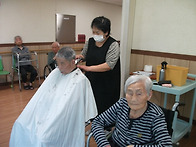 2023년 3월 21일 어르신 이*미용 봉사회